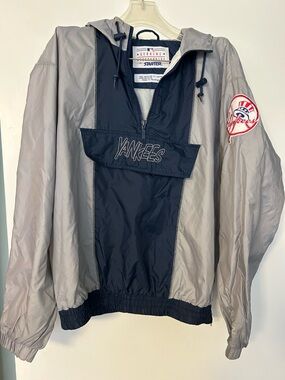 Official Yankees Pullover Windbreaker in Navy and Gray